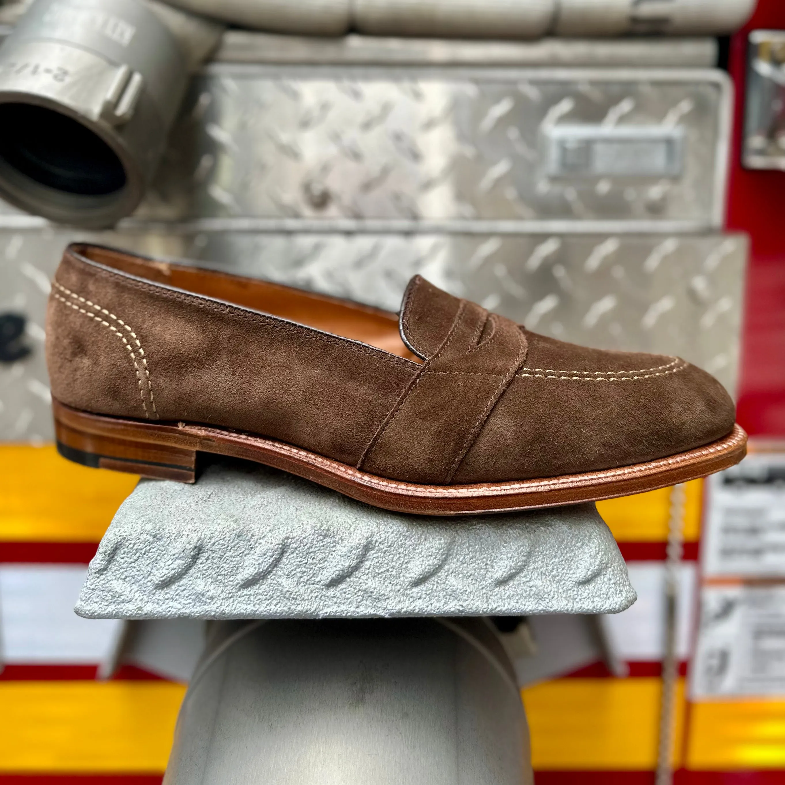 68333 - Full Strap Loafer in Humus Suede