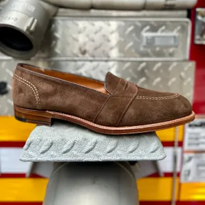 68333 - Full Strap Loafer in Humus Suede