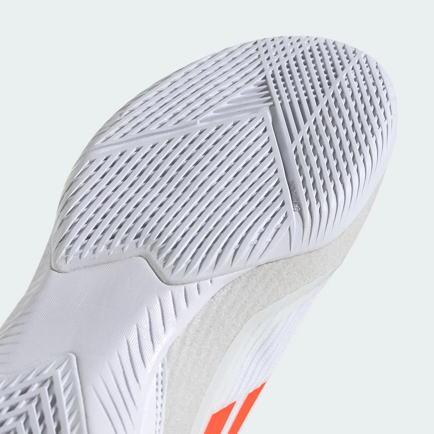 adidas Unisex-Adult F50 League Indoor Soccer Cleats Sneaker