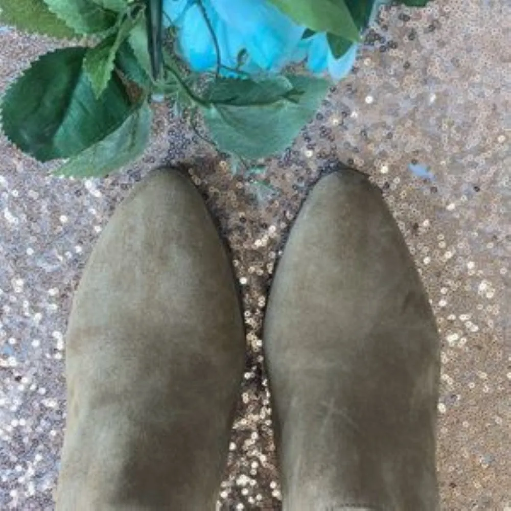 American Rag Brown Leather Heidi Mules 8.5M