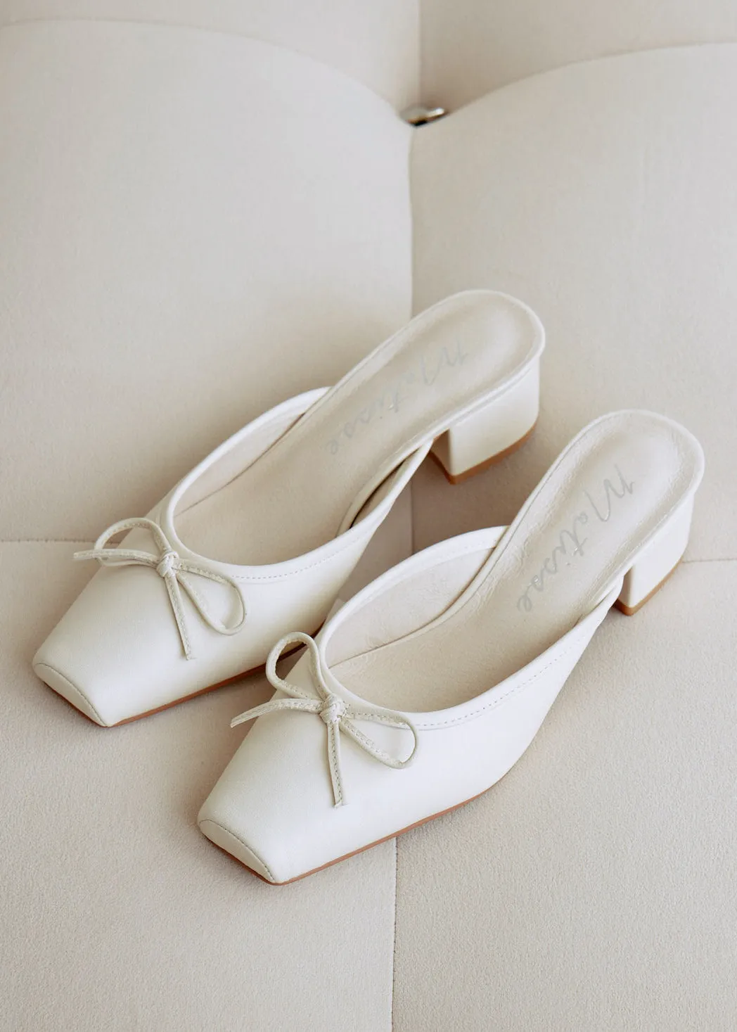 Basilio Heeled Mule - Ivory