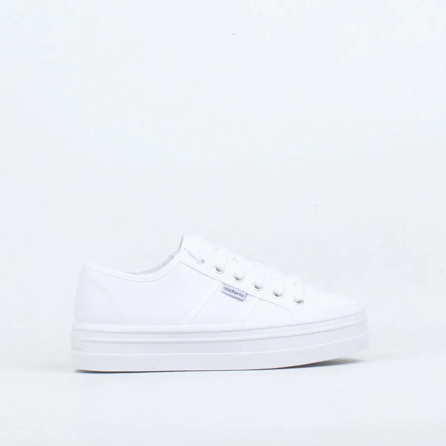 Celona Sneaker