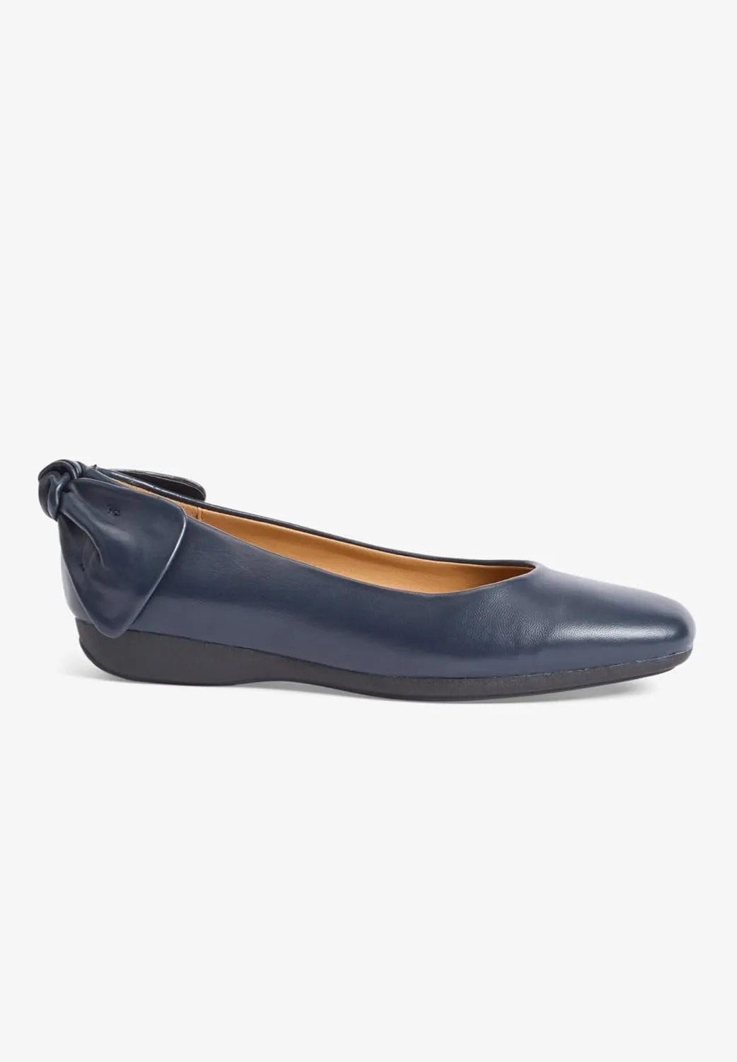 Comfortview Women's The Delia Slip On Flat (Wide Widths Available)