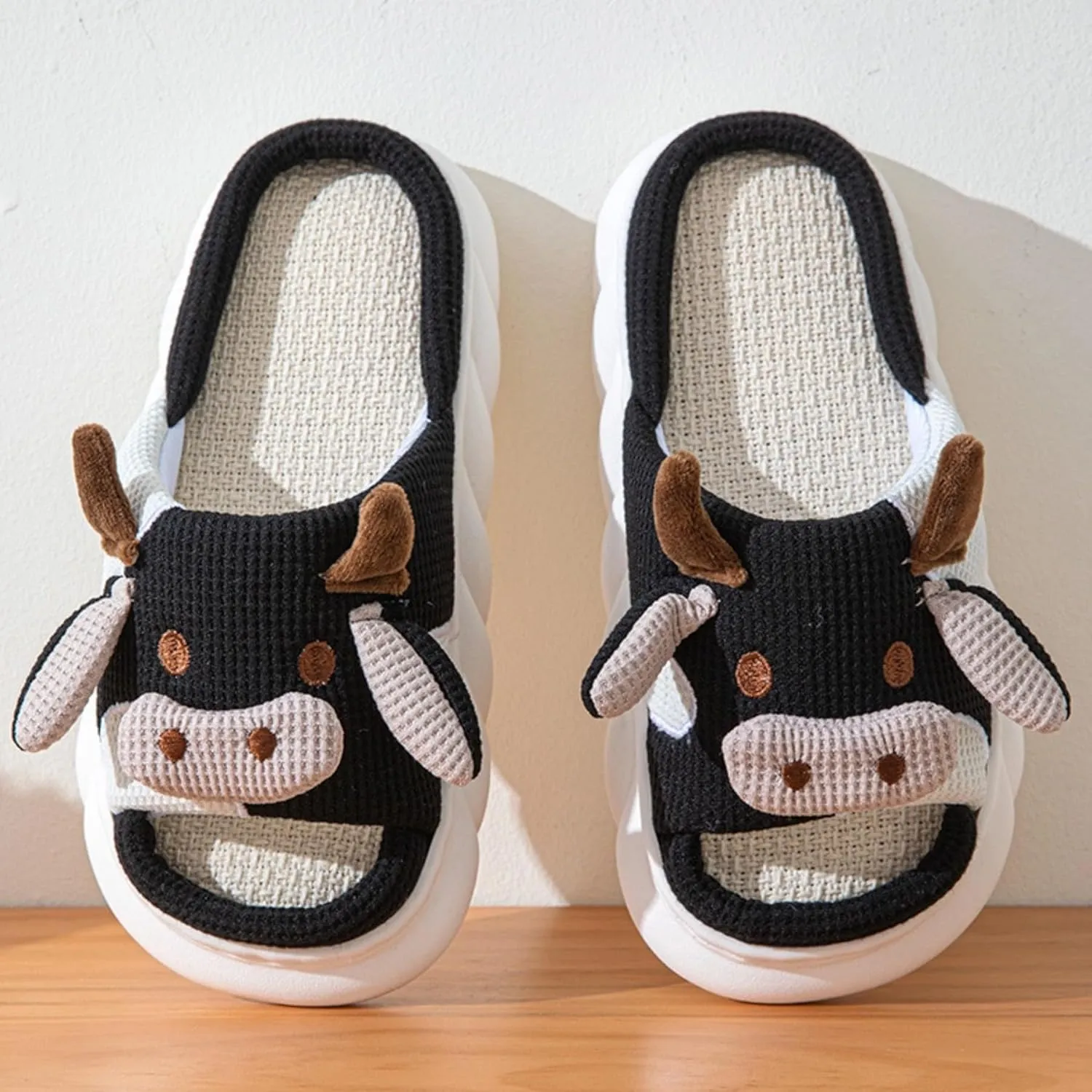 Cow Slippers for Women Men Cute Cartoon Animal Slides Sandals Four Seasons Linen Slippers Adult Mens Cow Home Slippers Comfy House Slippers Outdoor Indoor Shoes Non-Slip Slippers