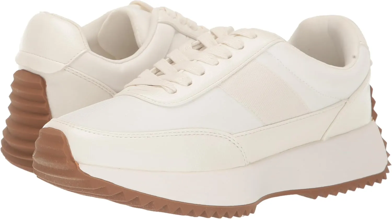 DV Dolce Vita Women's Bettie Sneaker