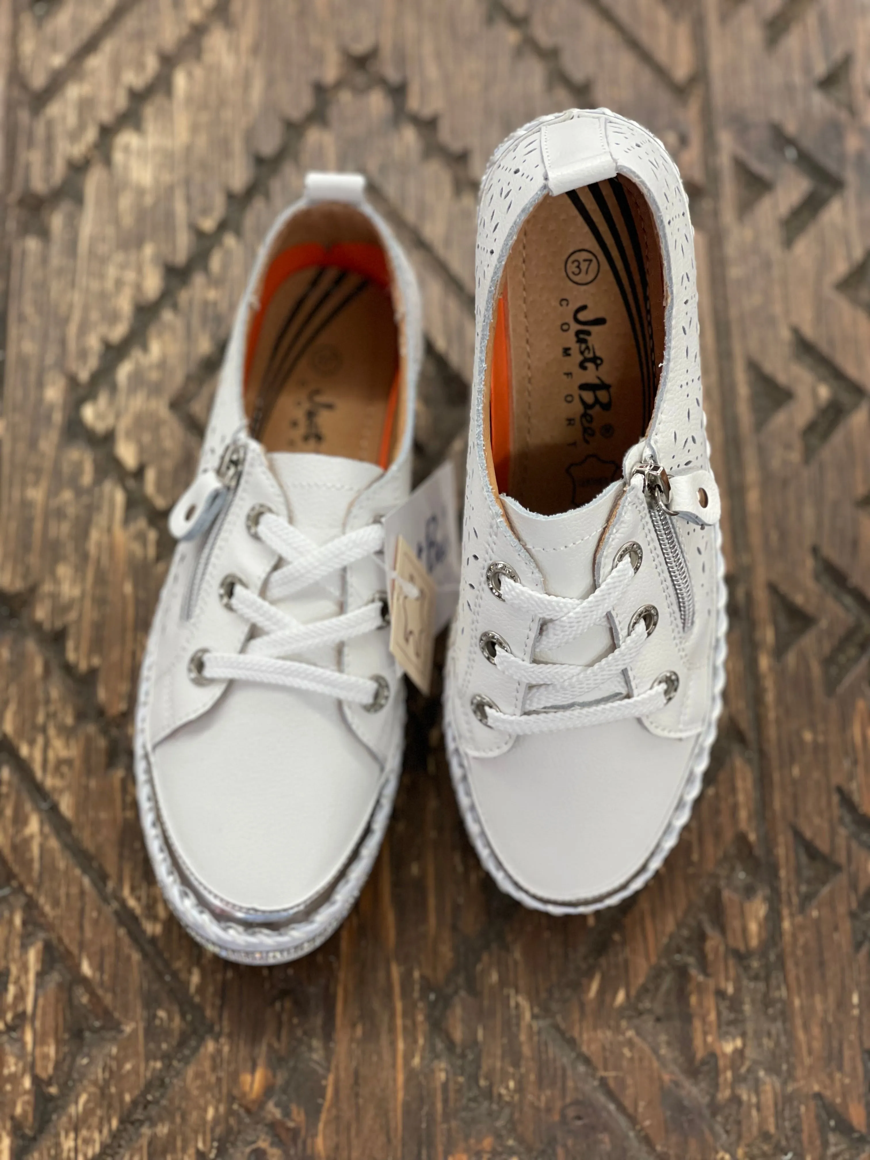 Just Bee Chelsy White Sneaker