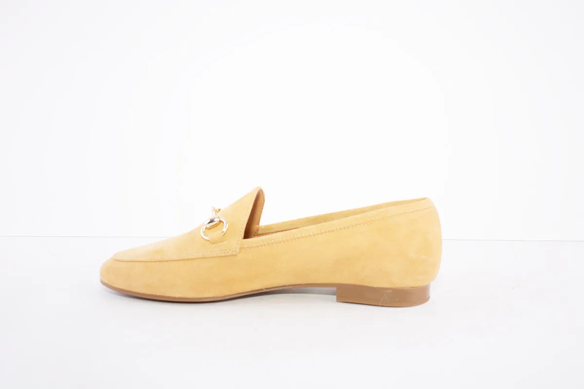 MARIA JAEN - 4023 FLAT LOAFER WITH GOLD CHAIN DETAIL - YELLOW SUEDE