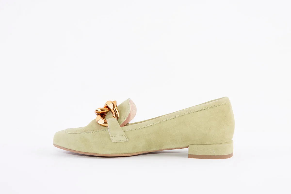 MARIAN - 25306 LOAFER WITH CHAIN DETAIL - GREEN SUEDE