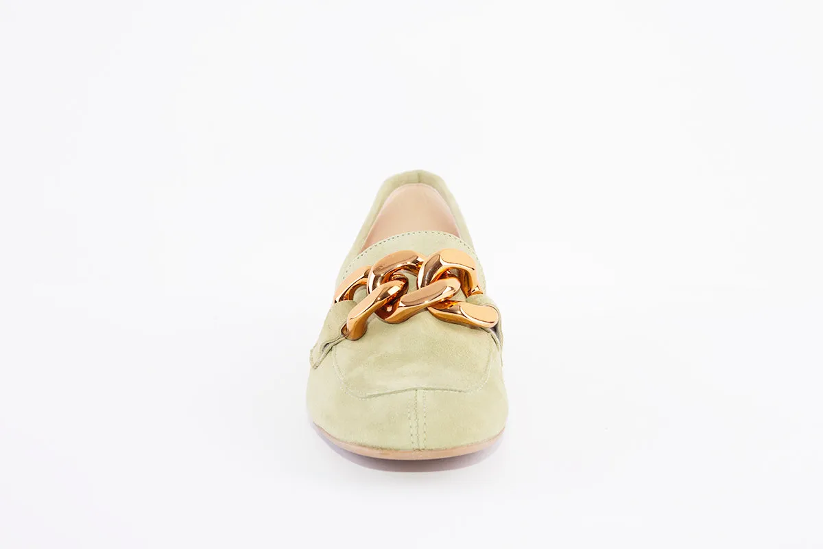 MARIAN - 25306 LOAFER WITH CHAIN DETAIL - GREEN SUEDE