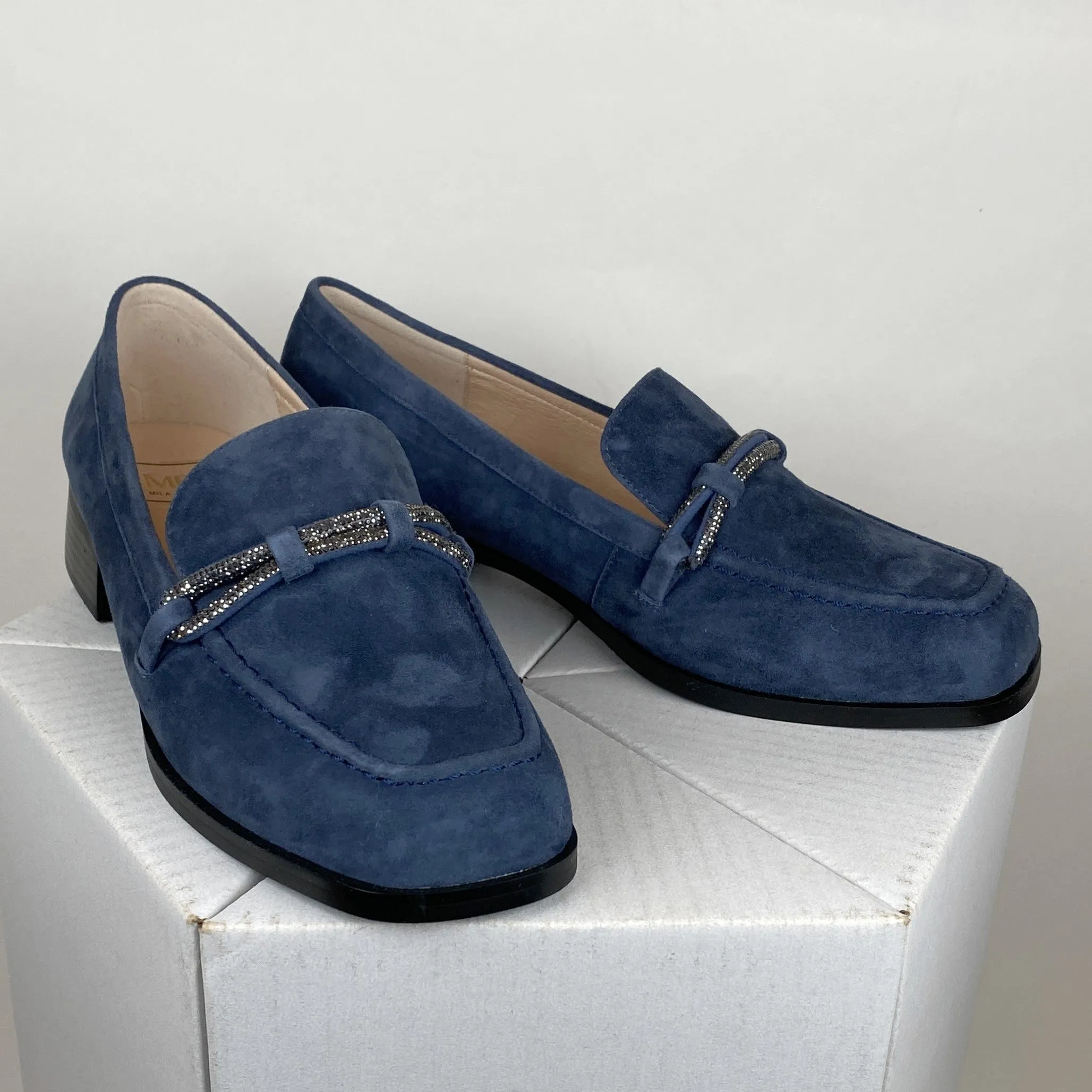 Mila Raine Vanessa navy