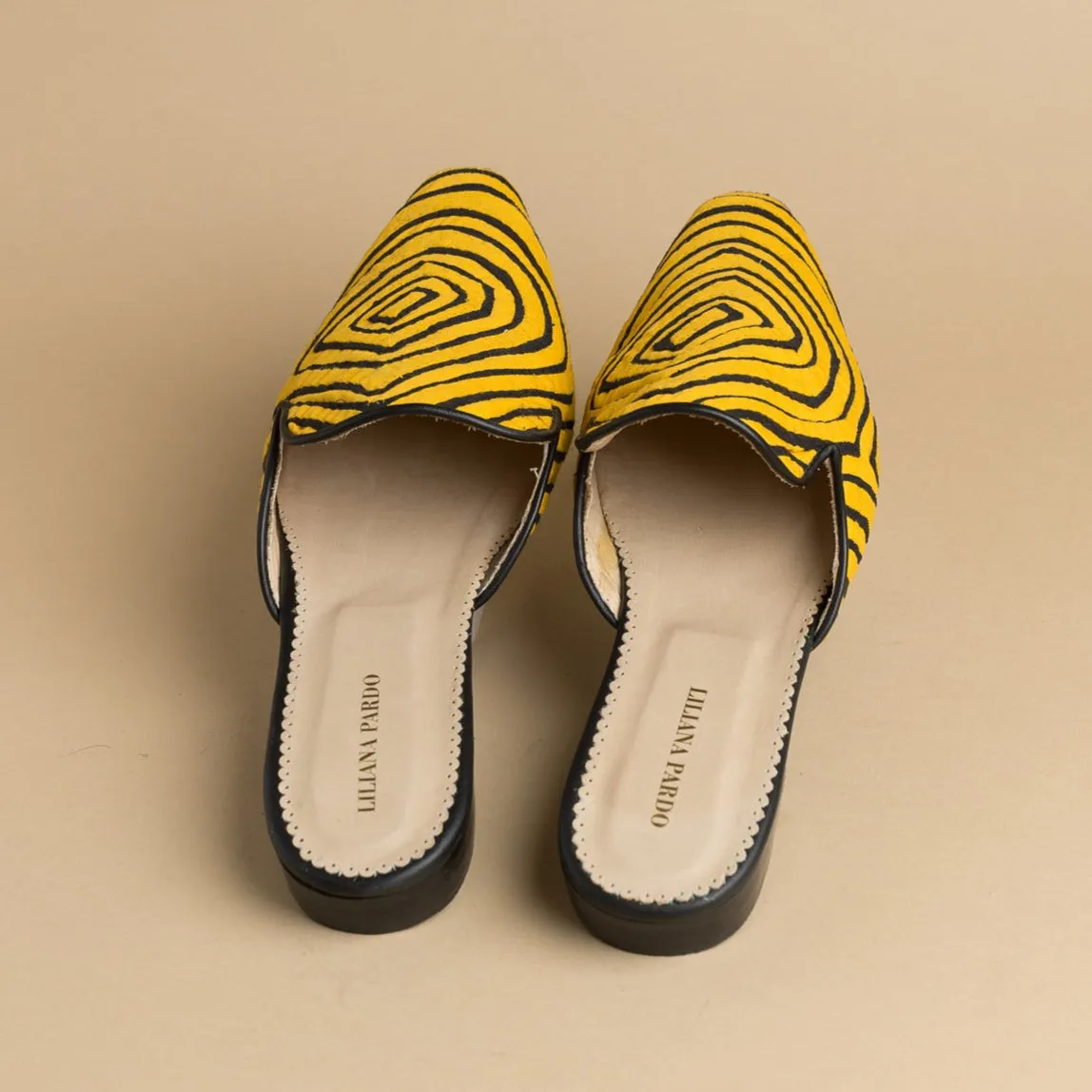 Mola Mules | Black & Yellow