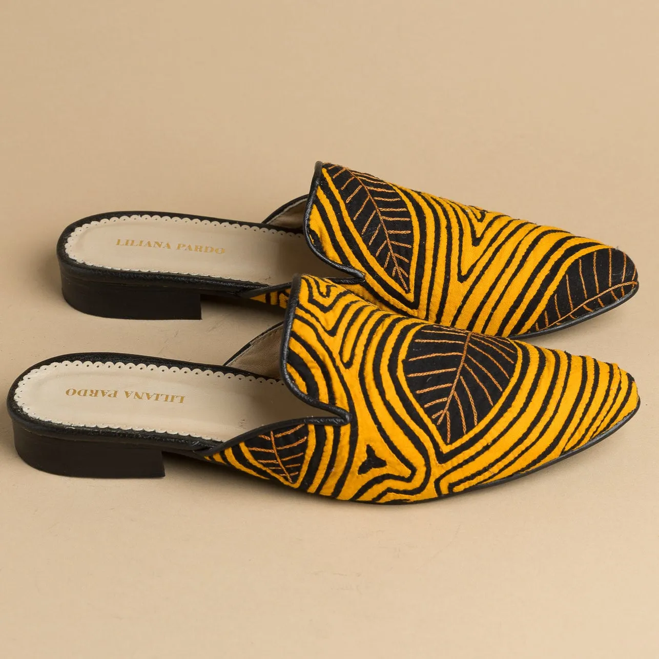 Mola Mules | Black Yellow Leaves