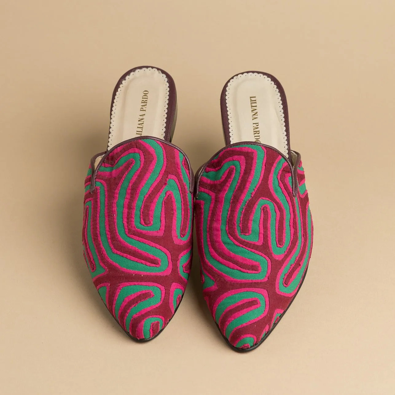 Mola Mules | Wine & Green