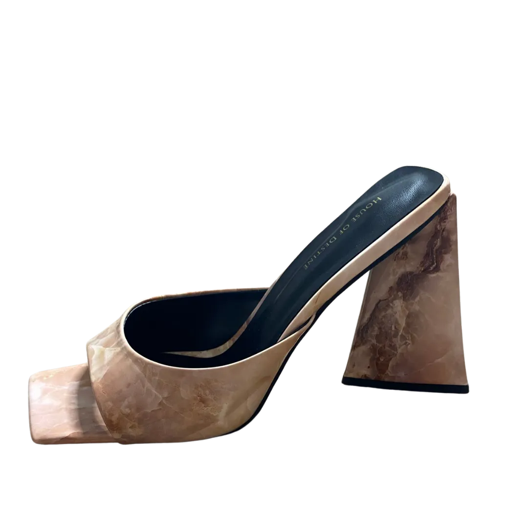 Mona Mule (Himalayan Nude)