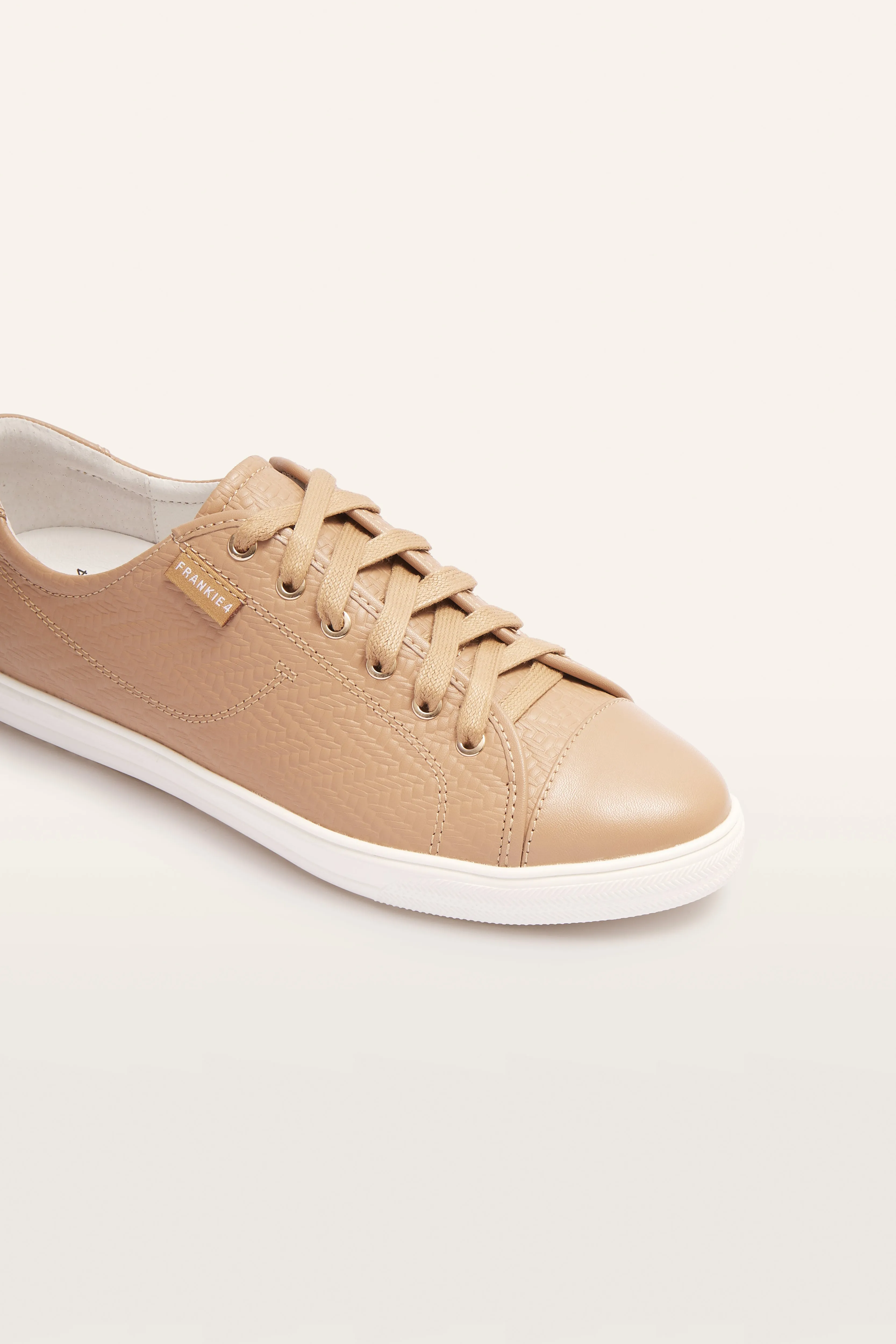 NAT III || CAMEL WEAVE || FRANKiE4