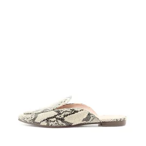 On Slide Zaina Schutz Mule Contemporary Toe Sandals Chic Slip Pointed Natural Snake Recommended Fashion