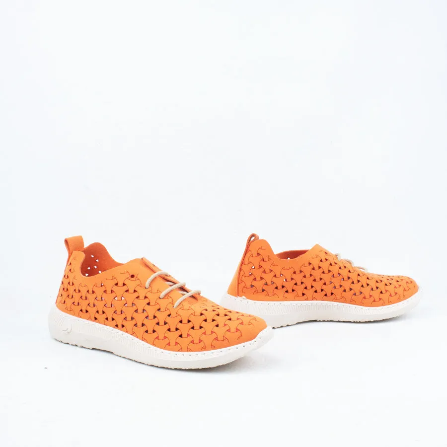 Paloma Sneaker