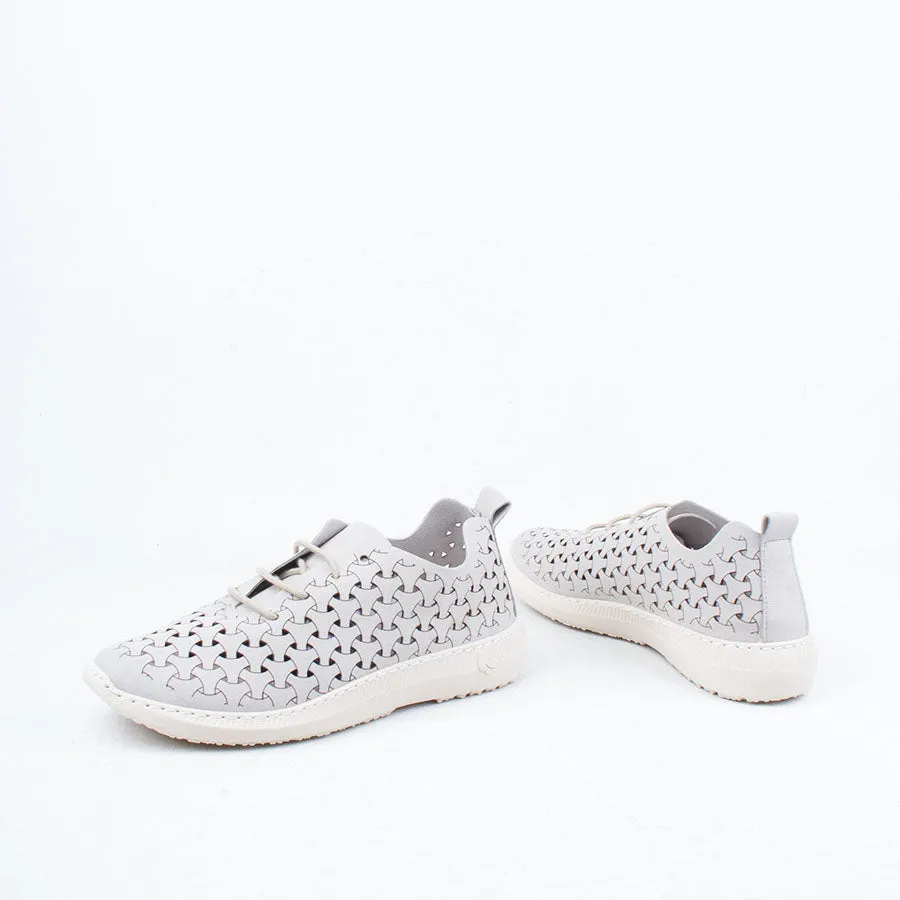 Paloma Sneaker
