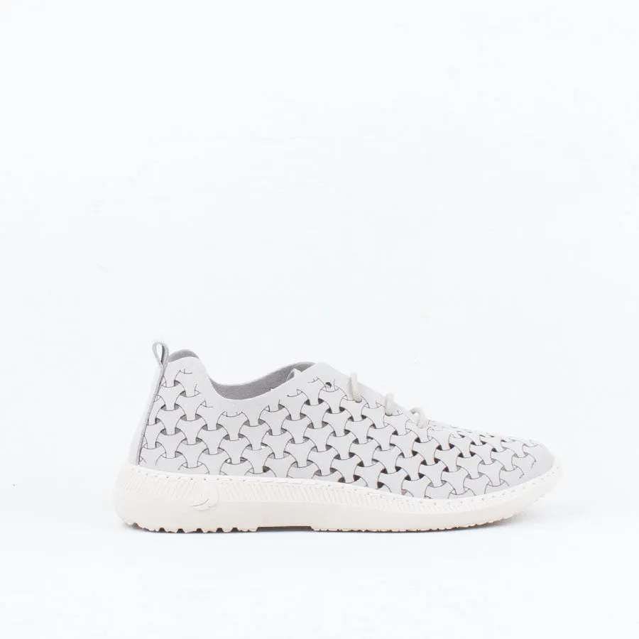 Paloma Sneaker