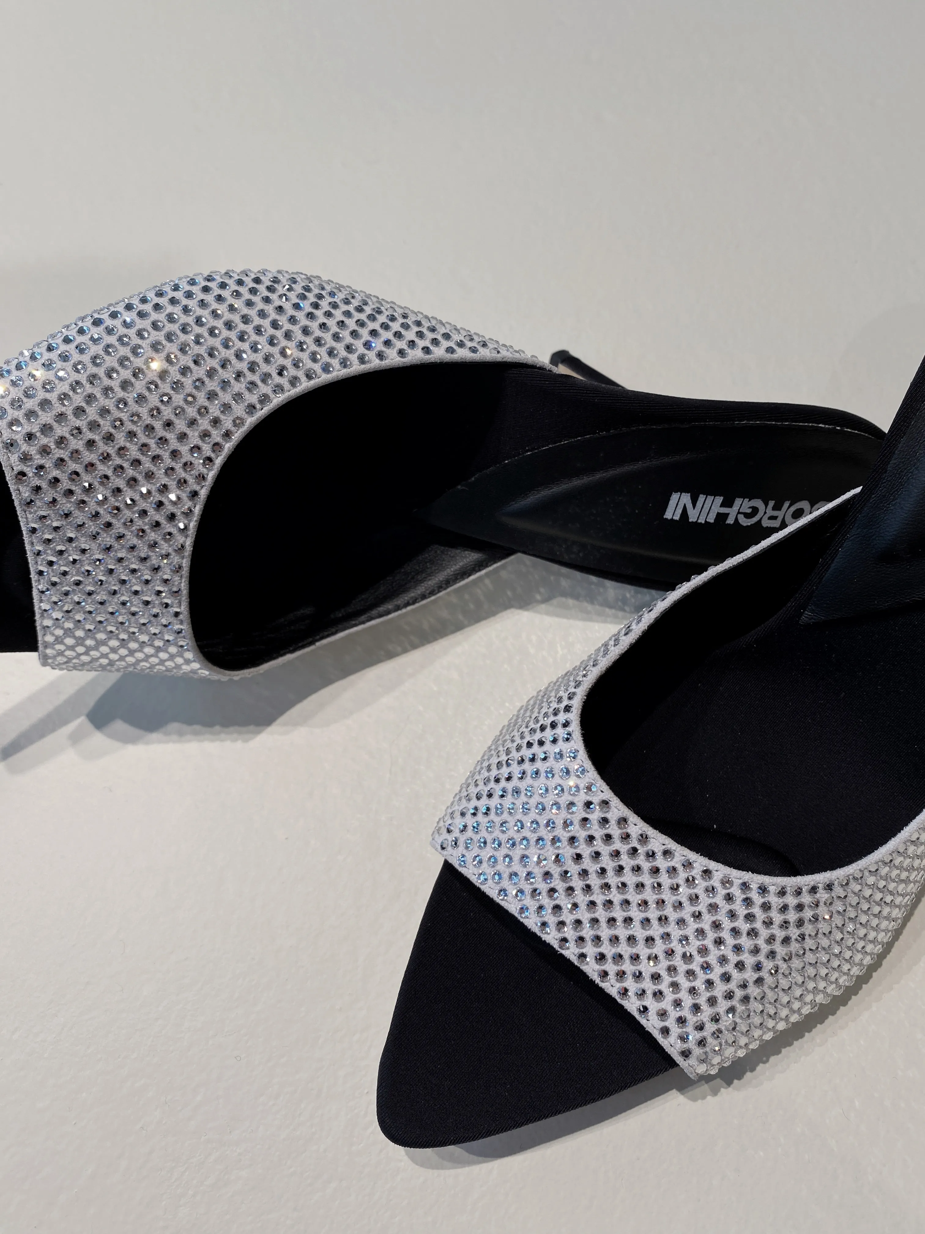 Perni 04, Silver/Black Uni Strass, Pointe Toe Mule
