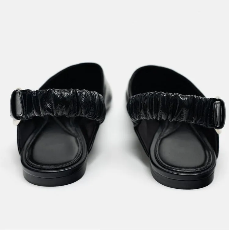 Pointed buckle straps flat sandals