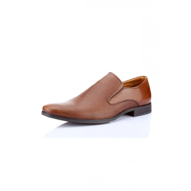 RedTape Men Tan Slip On Shoes