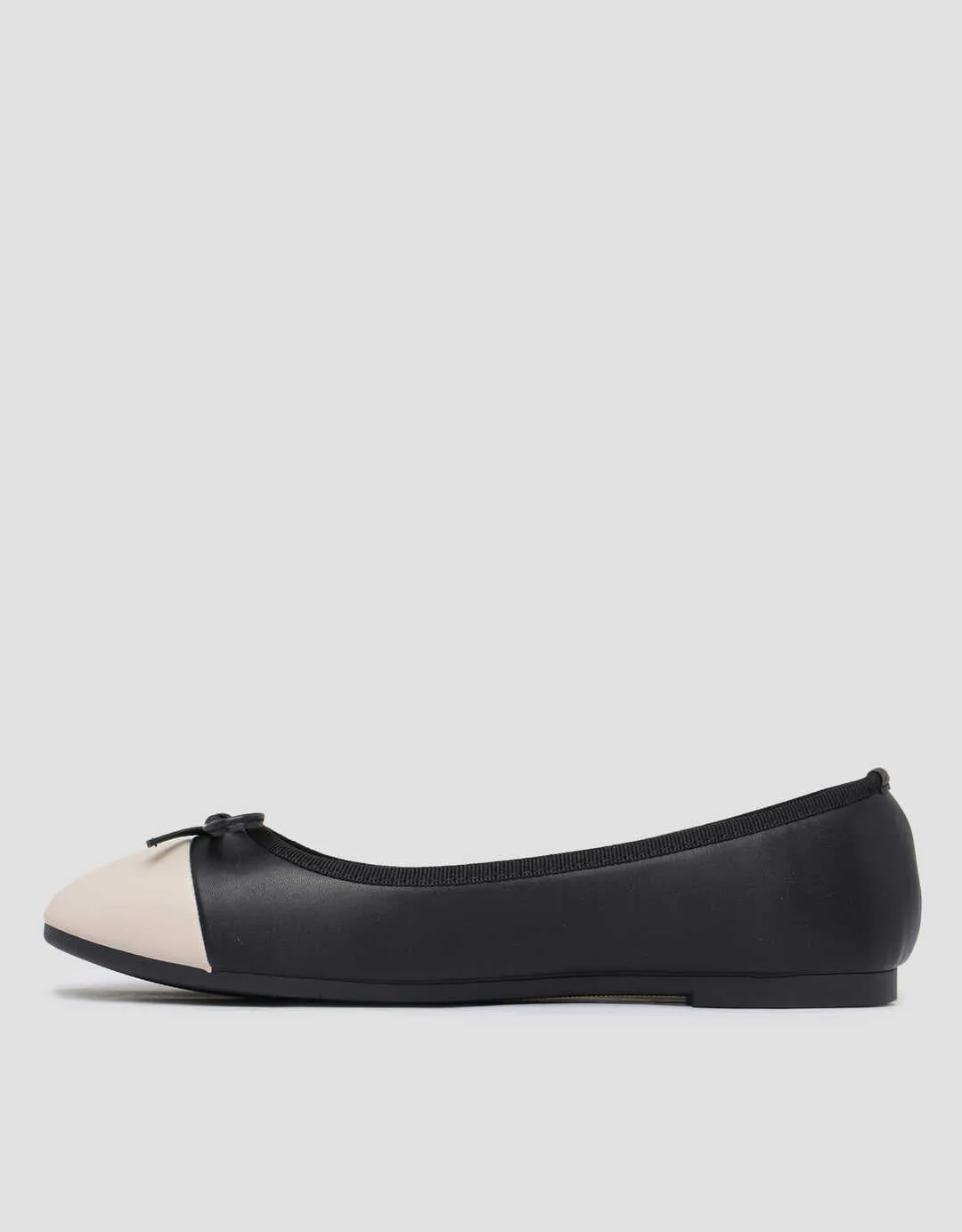 St. Yvve Sepatu Ballerina Wanita
