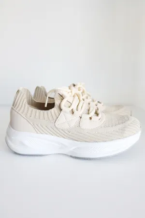 Stride Sneaker