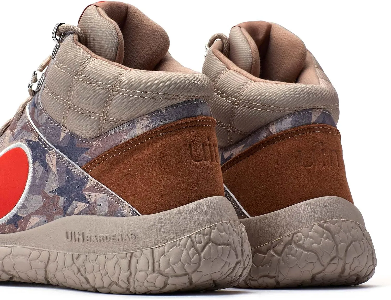 UIN Women's Walking Shoes Lace Up Casual Comfortable Art Painted Travel Sneaker Bardenas