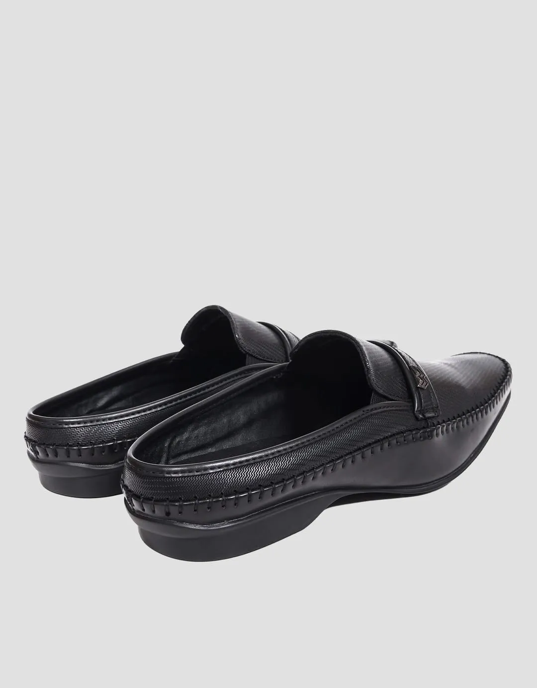 Watchout Elegant Look Sandal Bustong Pria
